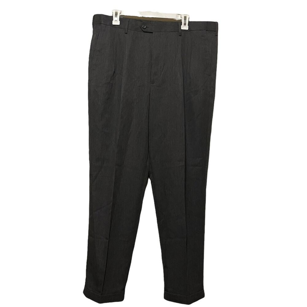 NWT Men’s Perry Ellis Pleated Dress Pants